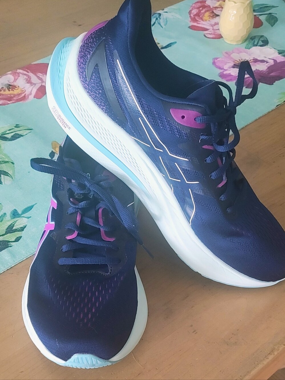 Asics GT2000 Women’s 12M Navy, Aqua, Pink Athletic Running Shoes